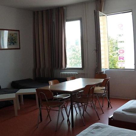 Hostel Am Kurtti ベルリン エクステリア 写真